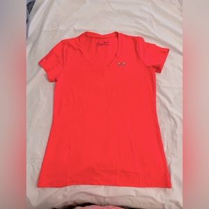 Under armour slinky T-shirt